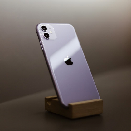 б/у iPhone 11 64GB, отличное состояние (Purple)